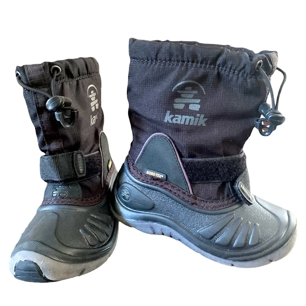 Jamie gore Tex‎ waterproof children’s boots size 9